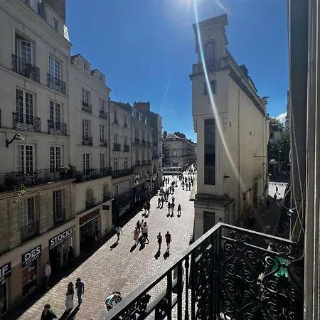 Lafayette, Au Coeur Du Quartier Decre * Nantes
