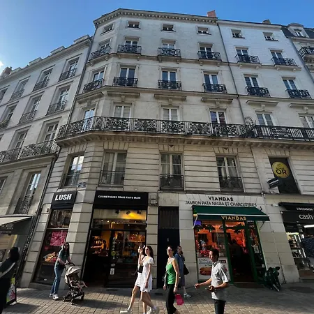 Lafayette, Au Coeur Du Quartier Decre * Nantes